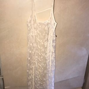White lace cover up/duster